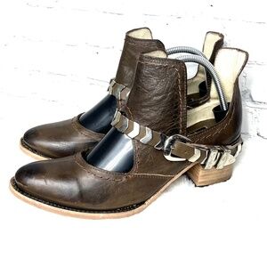NWOB |•FREEBIRD BY STEVEN•| 'Blade' Dark Brown Distressed Leather Bootie Size 11